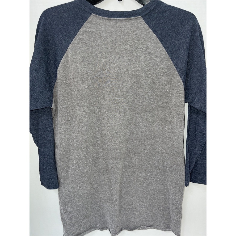 Disney Parks Shirt 2018 Women's Medium Gray 3/4 Sleeve T Shirt - Picture 2 of 3